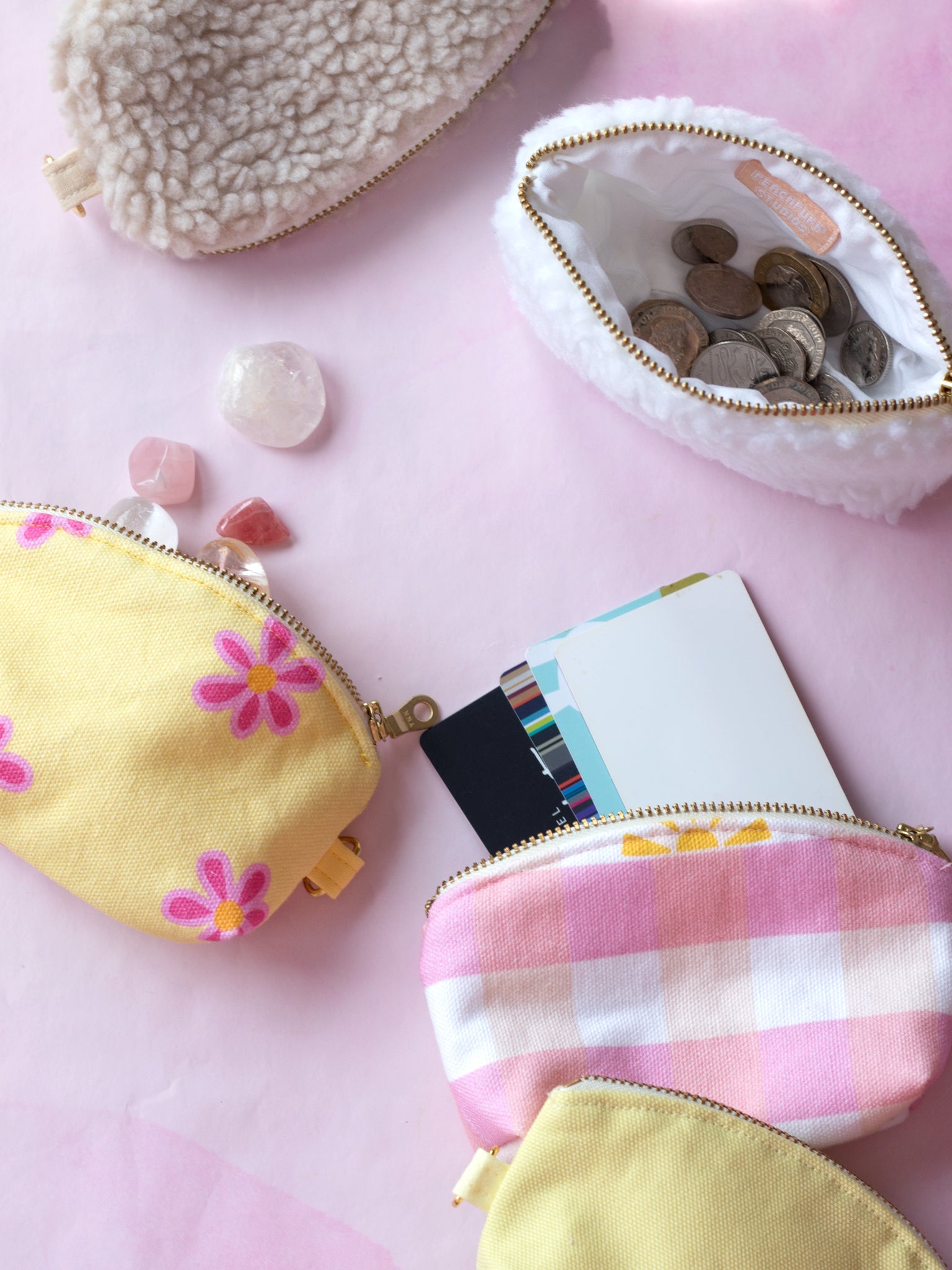 Fluffy Cream Zip Pull Coin Purse – Peachpuff Studios